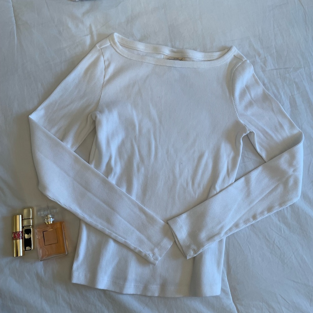 White Cotton Boat Neck Universal Thread Long Sleeve Top